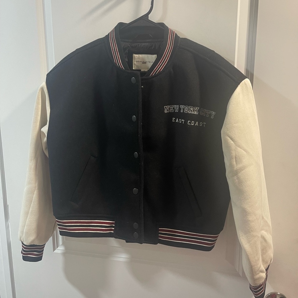 Aeropostale Black Quilted Jacket bomber Size Medium